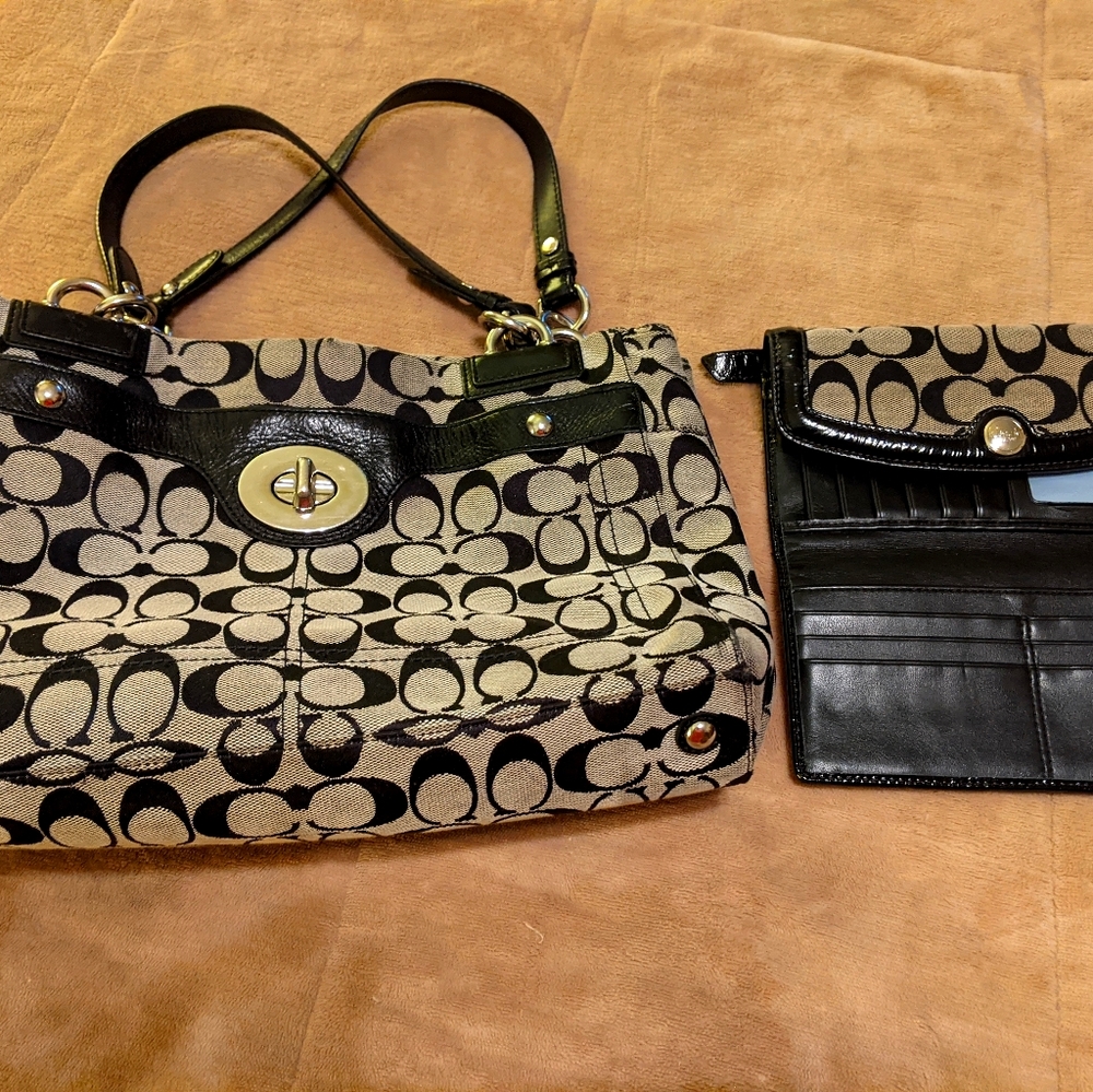 Coach handbag